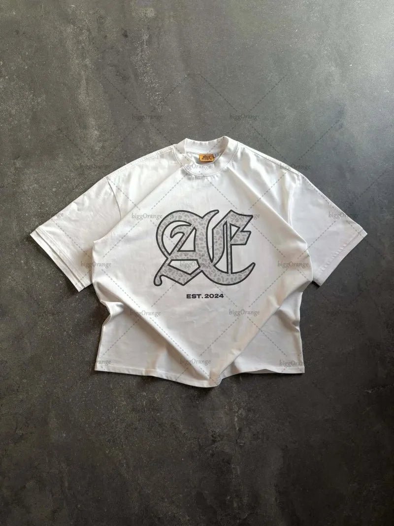 Retro Hip-hop Streetwear Harajuku Oversized Pure Cotton Round Neck Tshirt Men Summer Casual Fashion Loose Sports Shorts Women